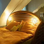 Aurora Hotell *